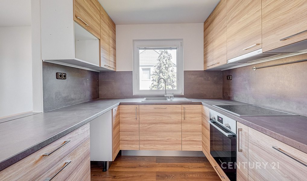 Pronájem bytu 4+kk 97 m², Úvaly – náhled fotky 15