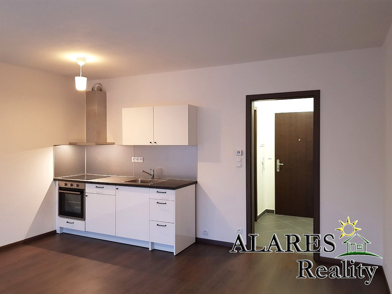 Pronájem bytu 1+kk 31 m²