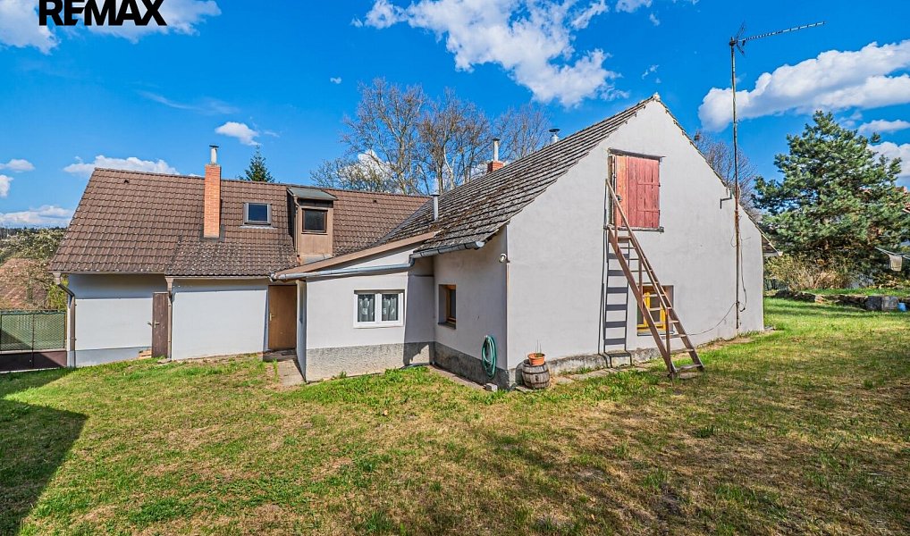 Prodej domu 363 m² s pozemkem 1 345 m², Kamýk nad Vltavou – náhled fotky 9