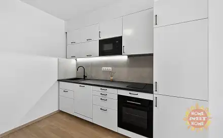 Pronájem bytu 1+kk 35 m²