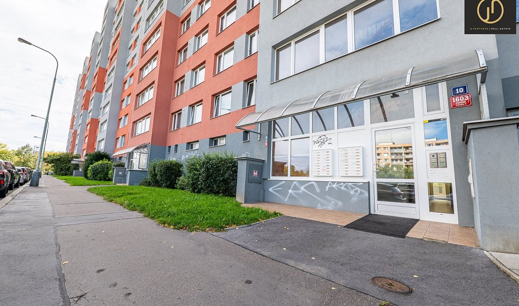 Prodej bytu 4+1 71 m², Praha – náhled fotky 20