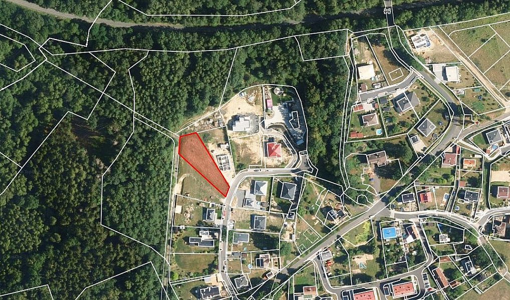Prodej stavebního pozemku 1 343 m², Pomezí nad Ohří – náhled fotky 2