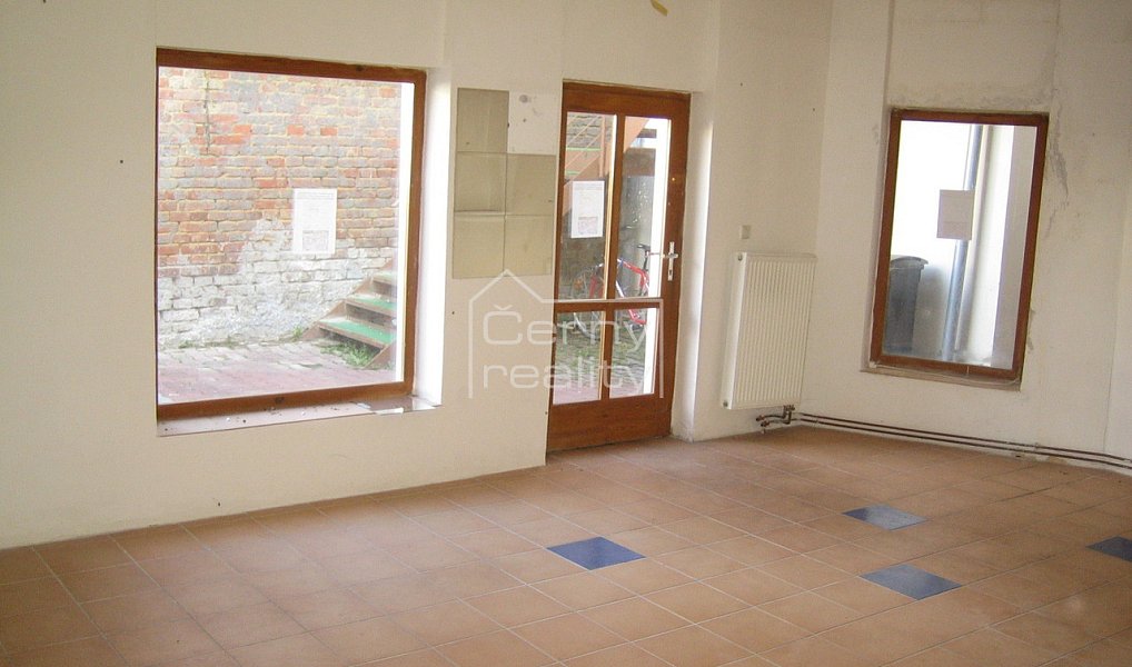 Prodej nájemního domu, činžáku 350 m², Chrudim – náhled fotky 23