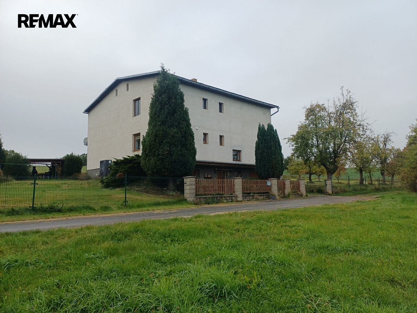 Prodej domu 169 m² s pozemkem 6 642 m²