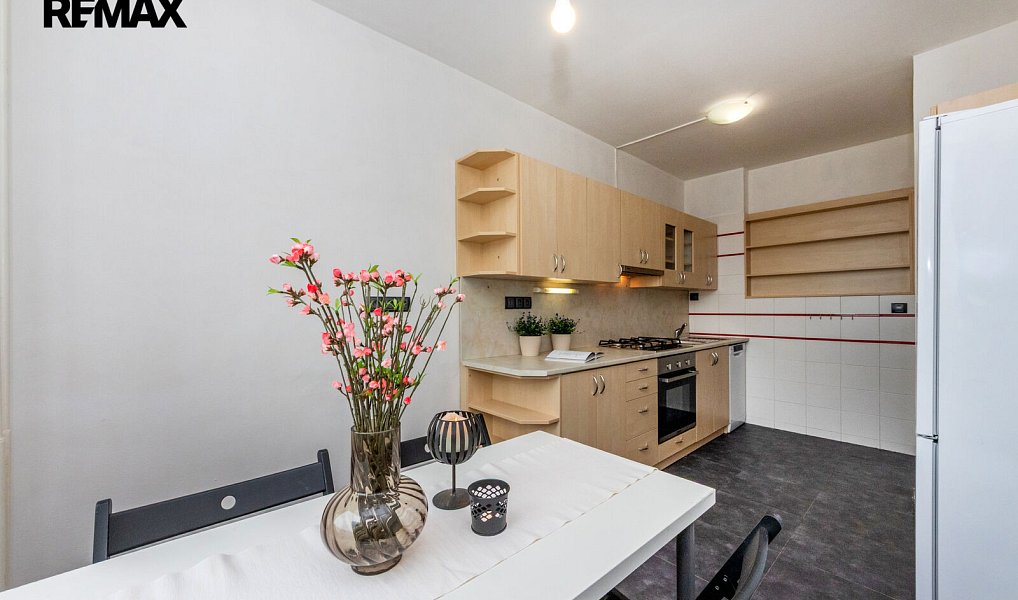 Prodej bytu 3+1 73 m², Praha – náhled fotky 9