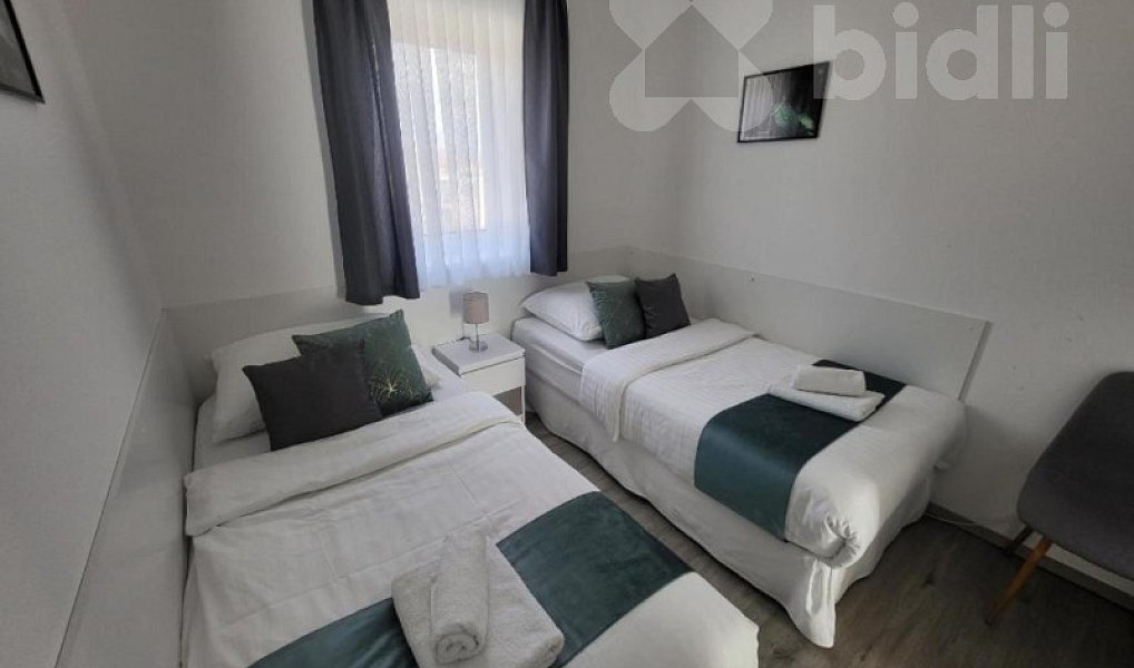 Pronájem bytu 3+kk 70 m², Roudné – náhled fotky 9