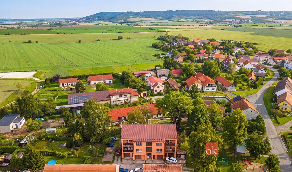 Prodej bytu 3+1 77 m², Dobrovice – náhled fotky 16