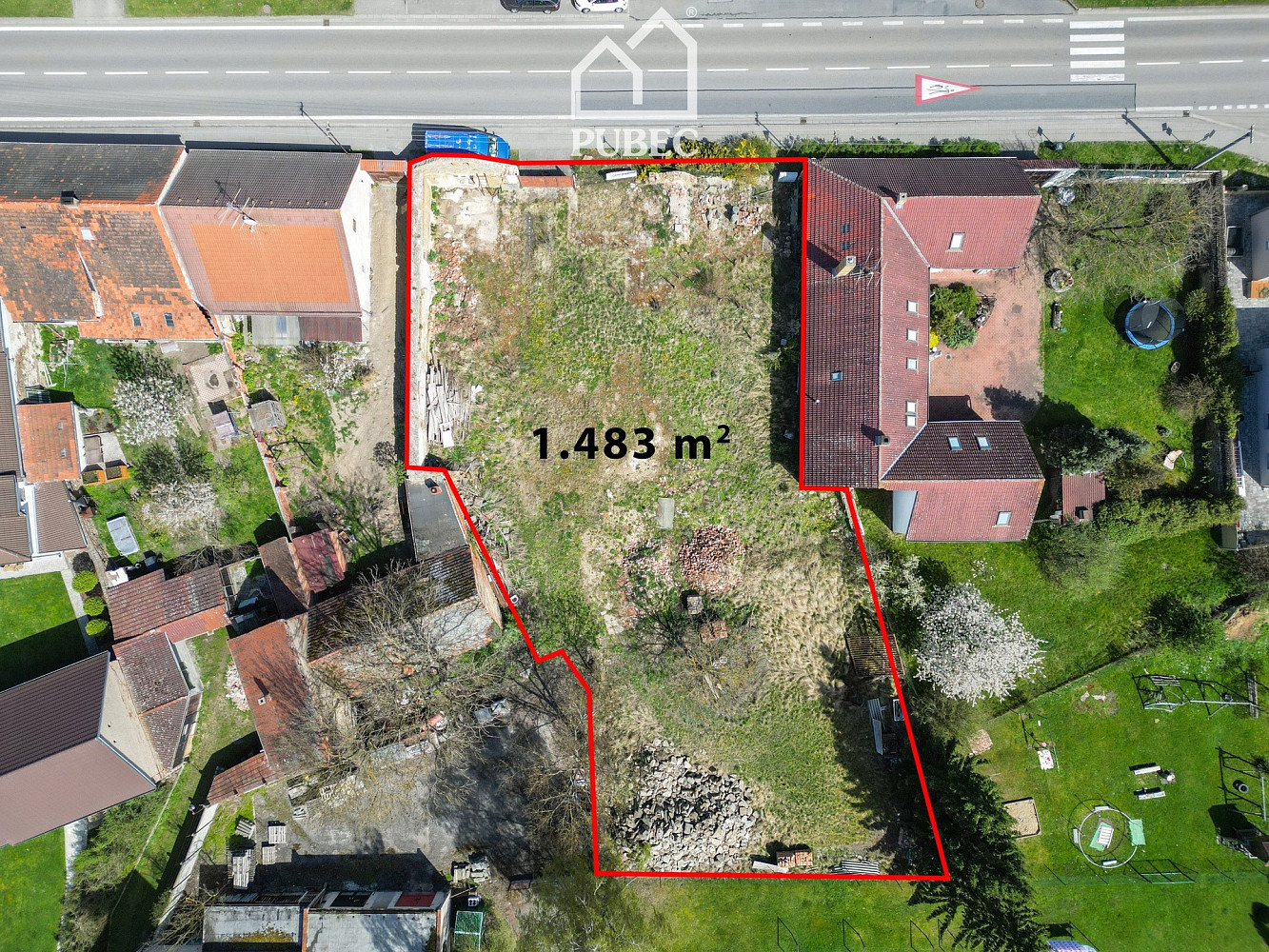 Prodej stavebního pozemku 1 483 m²