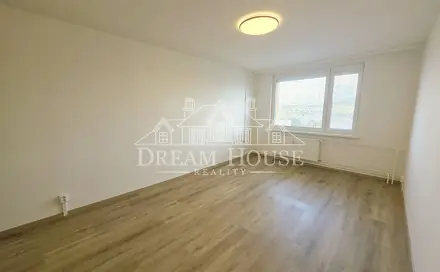 Pronájem bytu 2+kk 45 m², Tyršova, Beroun - Beroun-Město