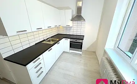 Pronájem bytu 3+1 67 m², Pražská sídl., Znojmo