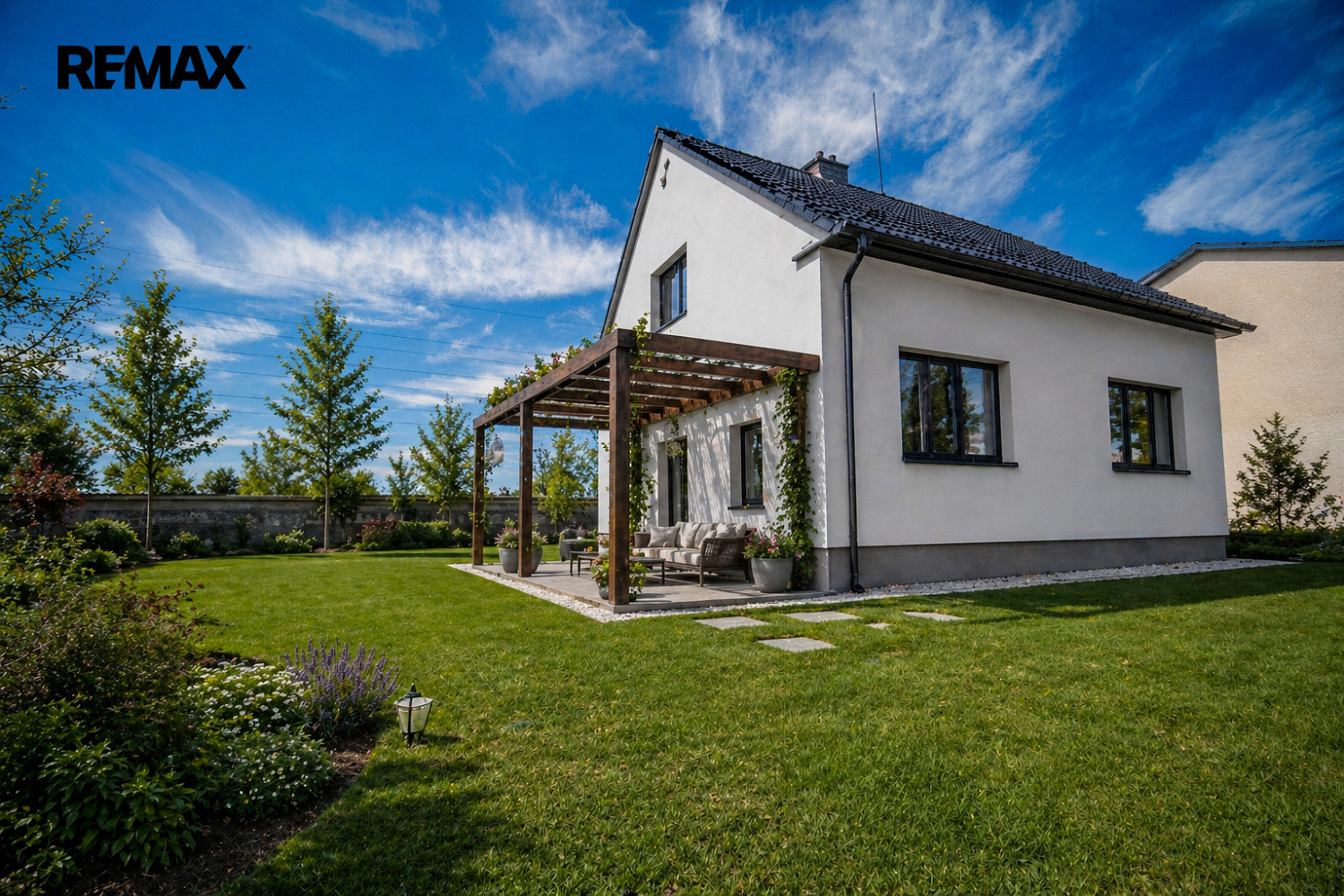 Prodej domu 168 m² s pozemkem 1 012 m² – fotografie 2