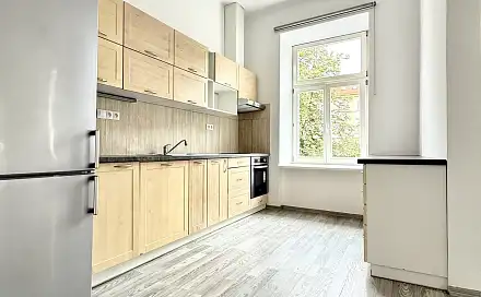 Pronájem bytu 3+1 90 m², Hradební, České Budějovice - České Budějovice 1