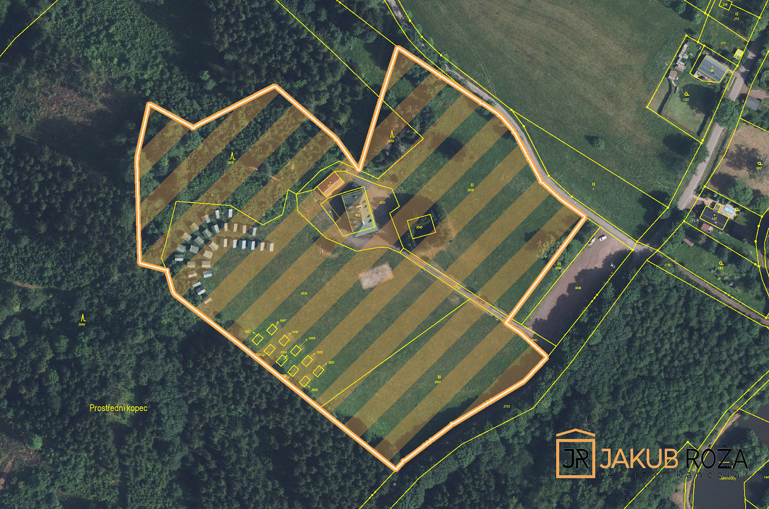 Prodej komerčního pozemku 40 632 m²