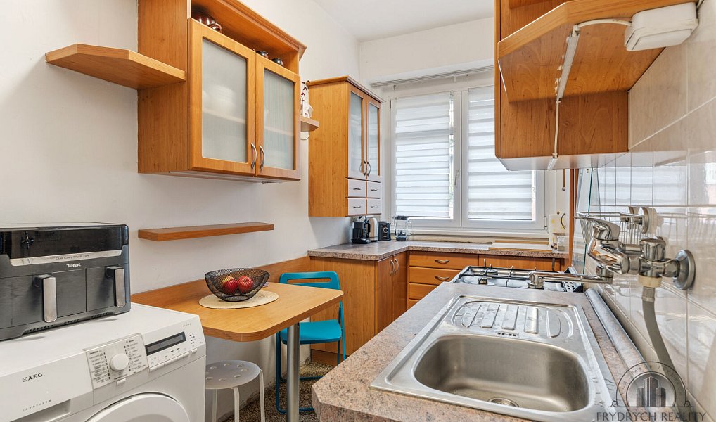 Prodej bytu 3+1 75 m², Praha – náhled fotky 11