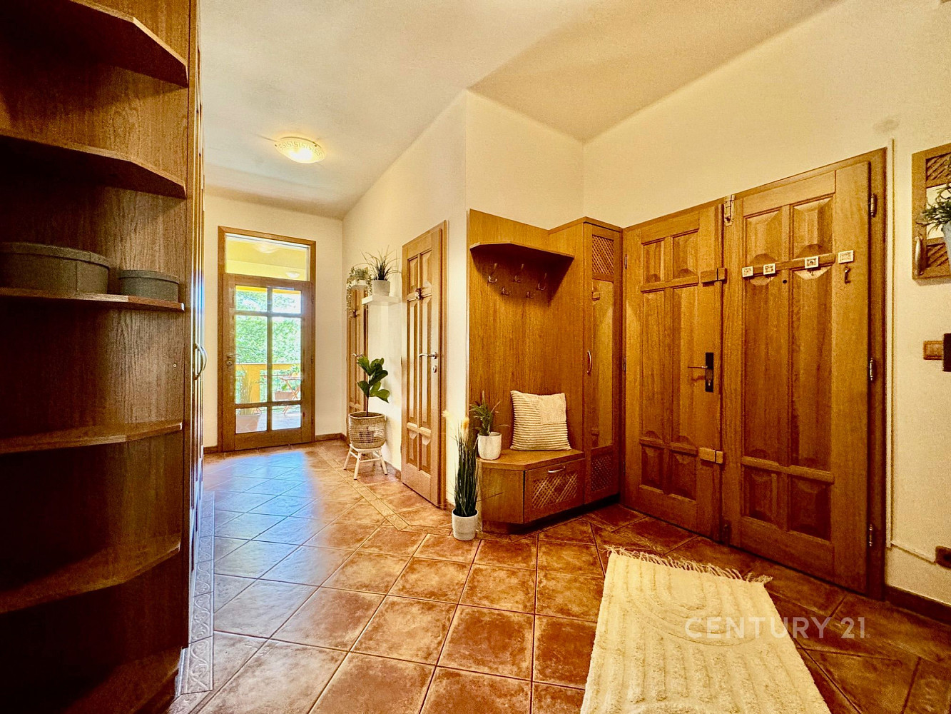 Prodej bytu 2+1 84 m² – fotografie 3