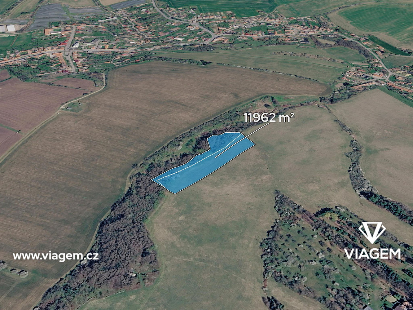 Prodej pole 1 993 m²