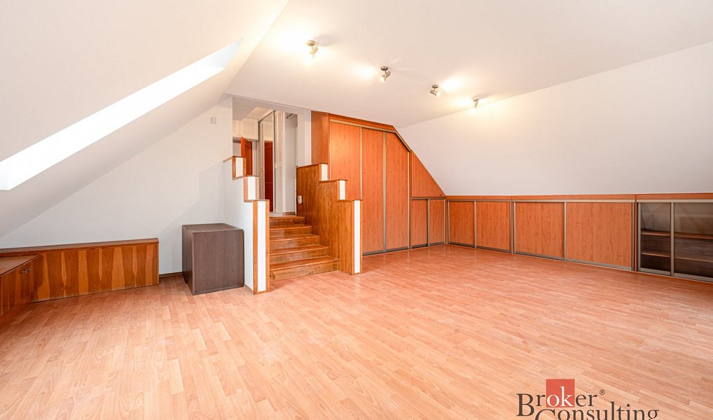 Prodej bytu 4+kk 172 m², Praha – náhled fotky 10