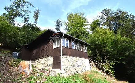 Prodej chaty/chalupy 61 m² s pozemkem 68 m², Sázava - Čeřenice, okres Benešov