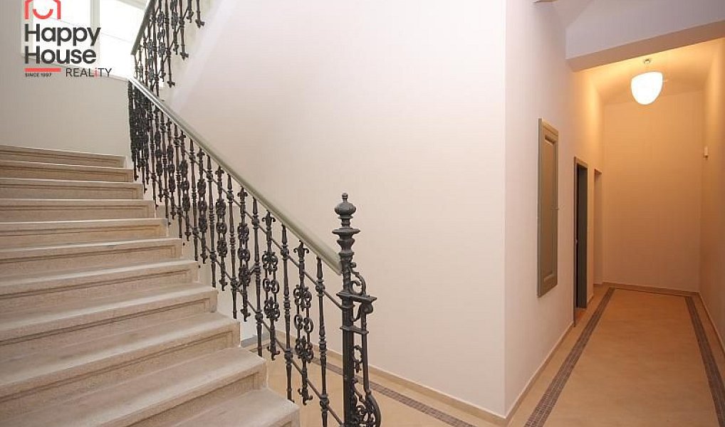 Pronájem bytu 2+kk 62 m², Praha – náhled fotky 12