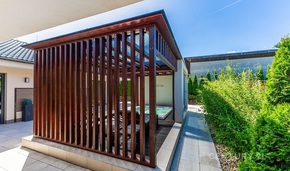 Prodej domu 148 m² s pozemkem 796 m², Lány – náhled fotky 37