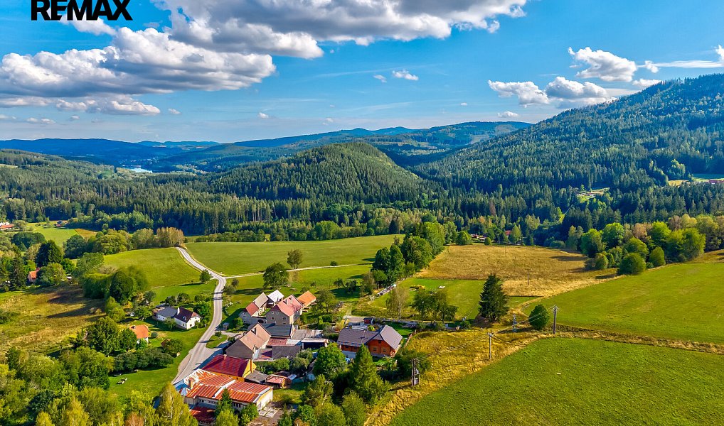 Prodej stavebního pozemku 2 100 m², Vyšší Brod – náhled fotky 5