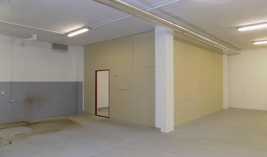 Pronájem obchodních prostor 750 m², Nový Bor – náhled fotky 5