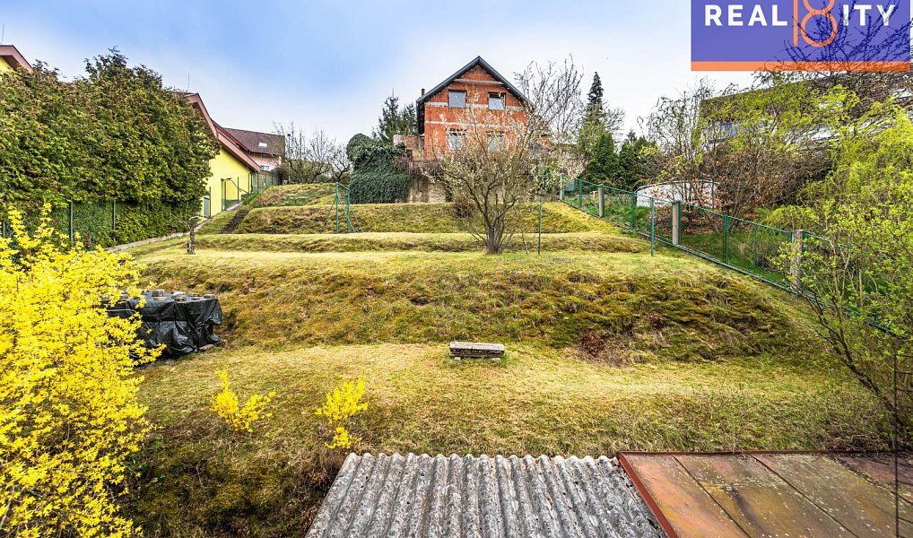 Prodej stavebního pozemku 773 m², Praha – náhled fotky 2
