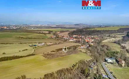 Prodej stavebního pozemku 1 068 m², Louny - Brloh