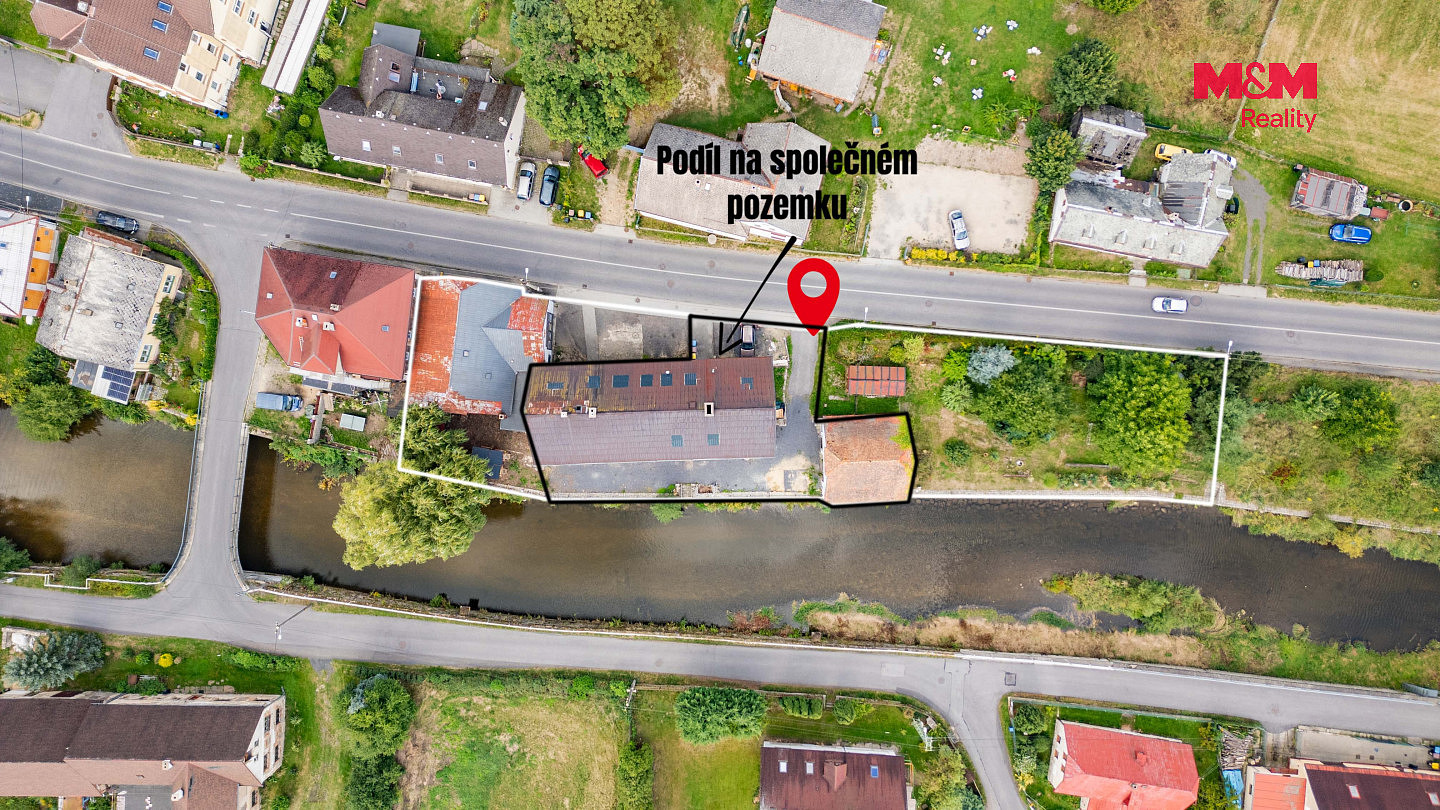 Prodej komerčního objektu (jiného typu) 810 m² – fotografie 2