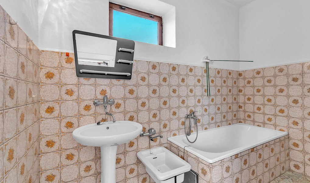 Prodej domu 170 m² s pozemkem 624 m², Trutnov – náhled fotky 28
