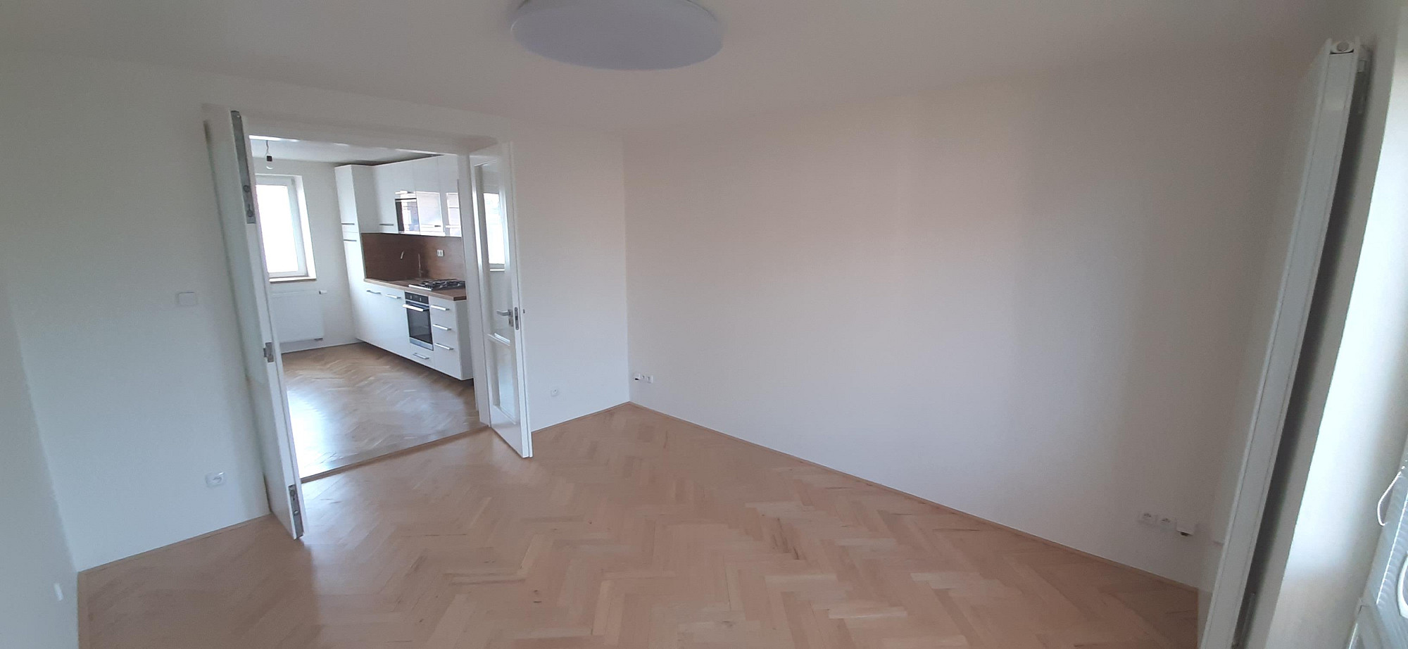 Pronájem bytu 2+1 55 m² – pohled 4