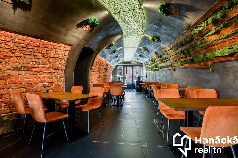Prodej restaurace 200 m² – fotografie 2