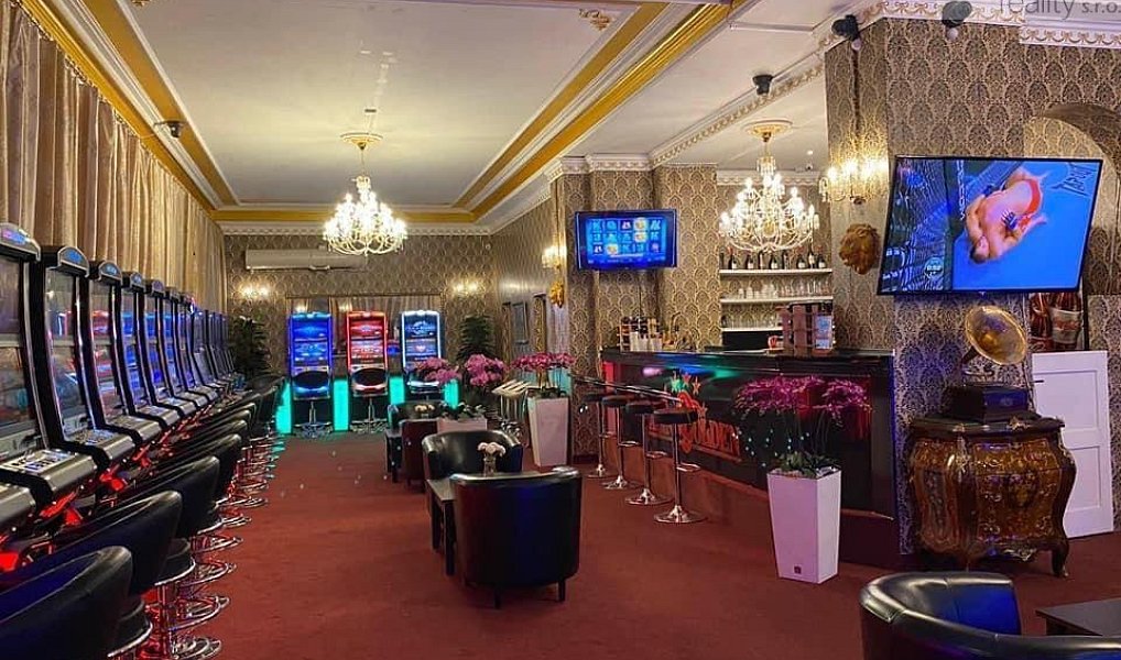Pronájem restaurace 250 m², Teplice – náhled fotky 2