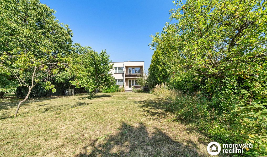 Prodej domu 210 m² s pozemkem 1 048 m², Praha – náhled fotky 3