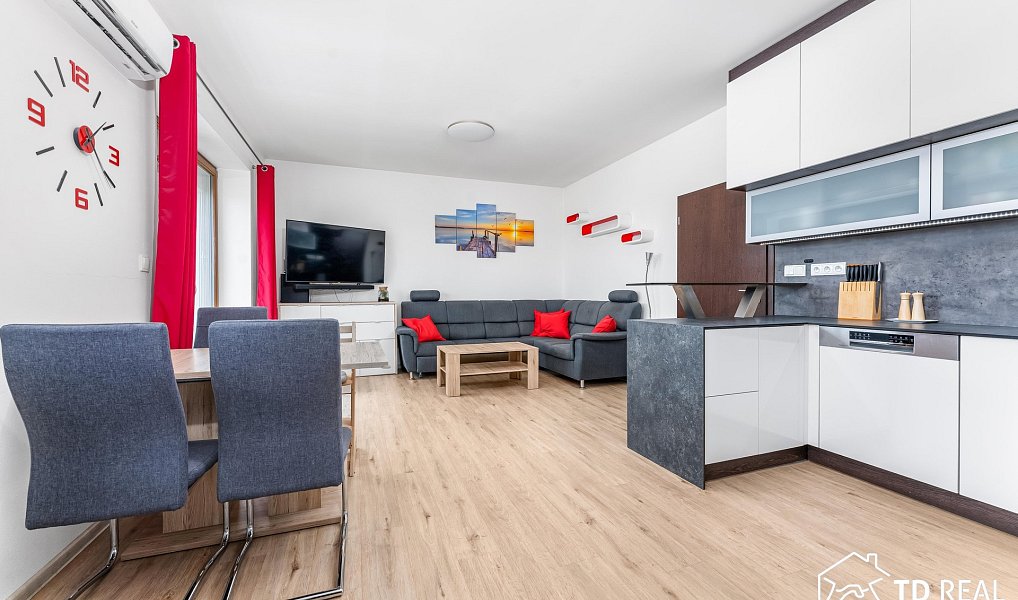 Prodej bytu 3+kk 73 m², Holubice – náhled fotky 5
