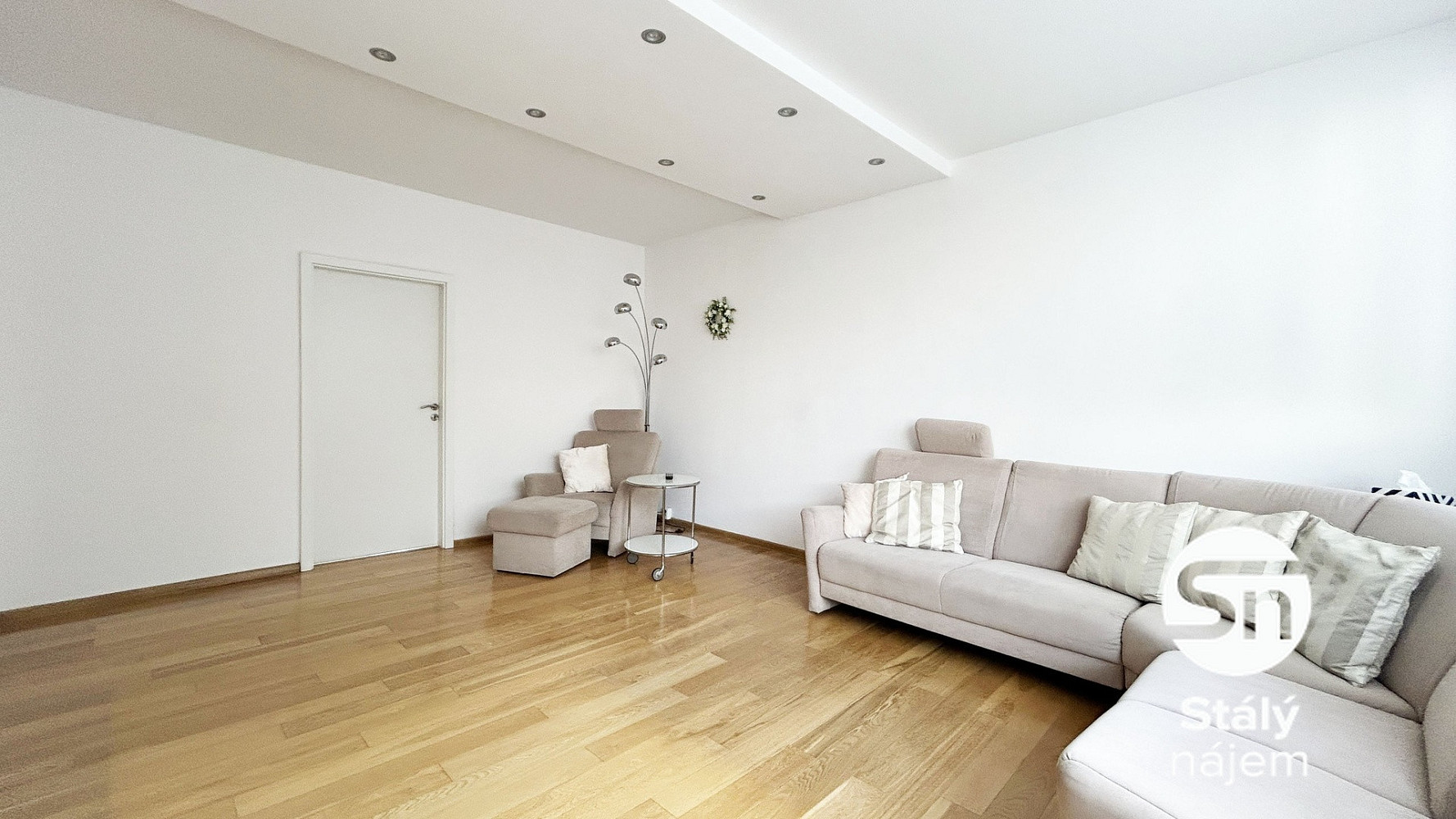 Pronájem bytu 3+1 69 m² – fotografie 3