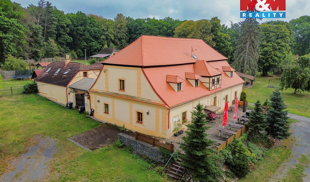Prodej ubytovacího objektu 689 m², Žihle – náhled fotky 16