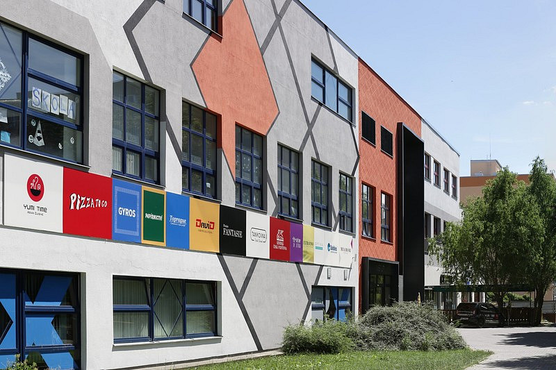 Pronájem obchodních prostor 100 m² – fotografie 3