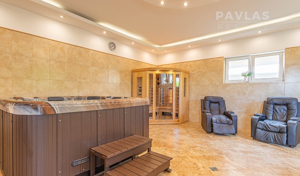 Prodej domu 233 m² s pozemkem 678 m², Jindřichův Hradec – náhled fotky 17