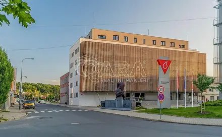 Pronájem bytu 2+kk 55 m², Náměstí G. Karse, Kralupy nad Vltavou, okres Mělník