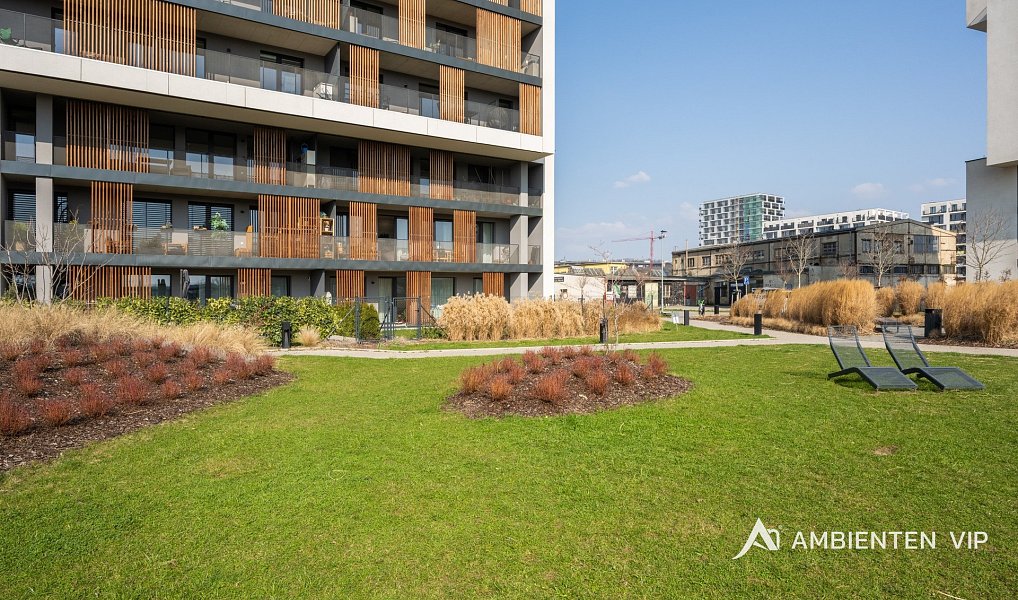 Prodej bytu 2+kk 72 m², Praha – náhled fotky 48