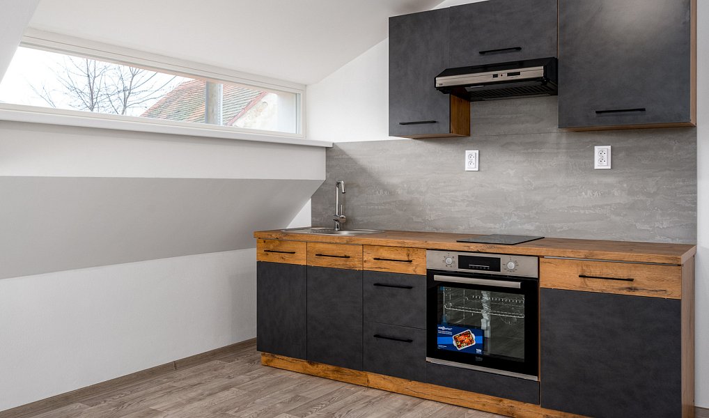 Prodej domu 200 m² s pozemkem 151 m², Rožmitál pod Třemšínem – náhled fotky 15