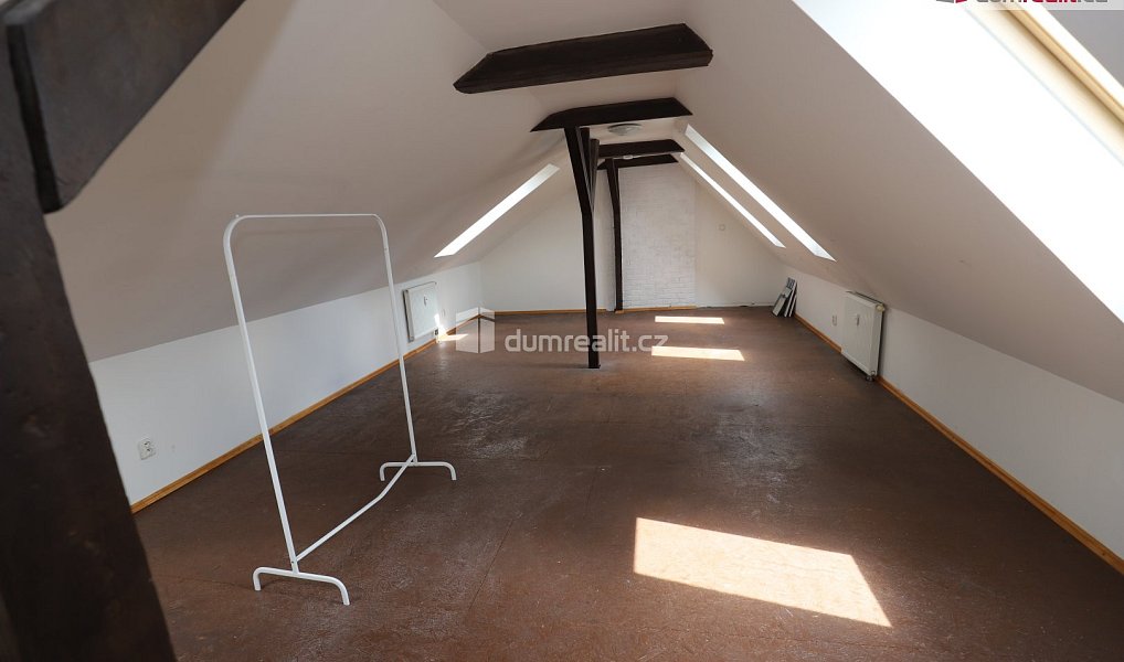 Prodej bytu 2+1 110 m², Karlovy Vary – náhled fotky 11