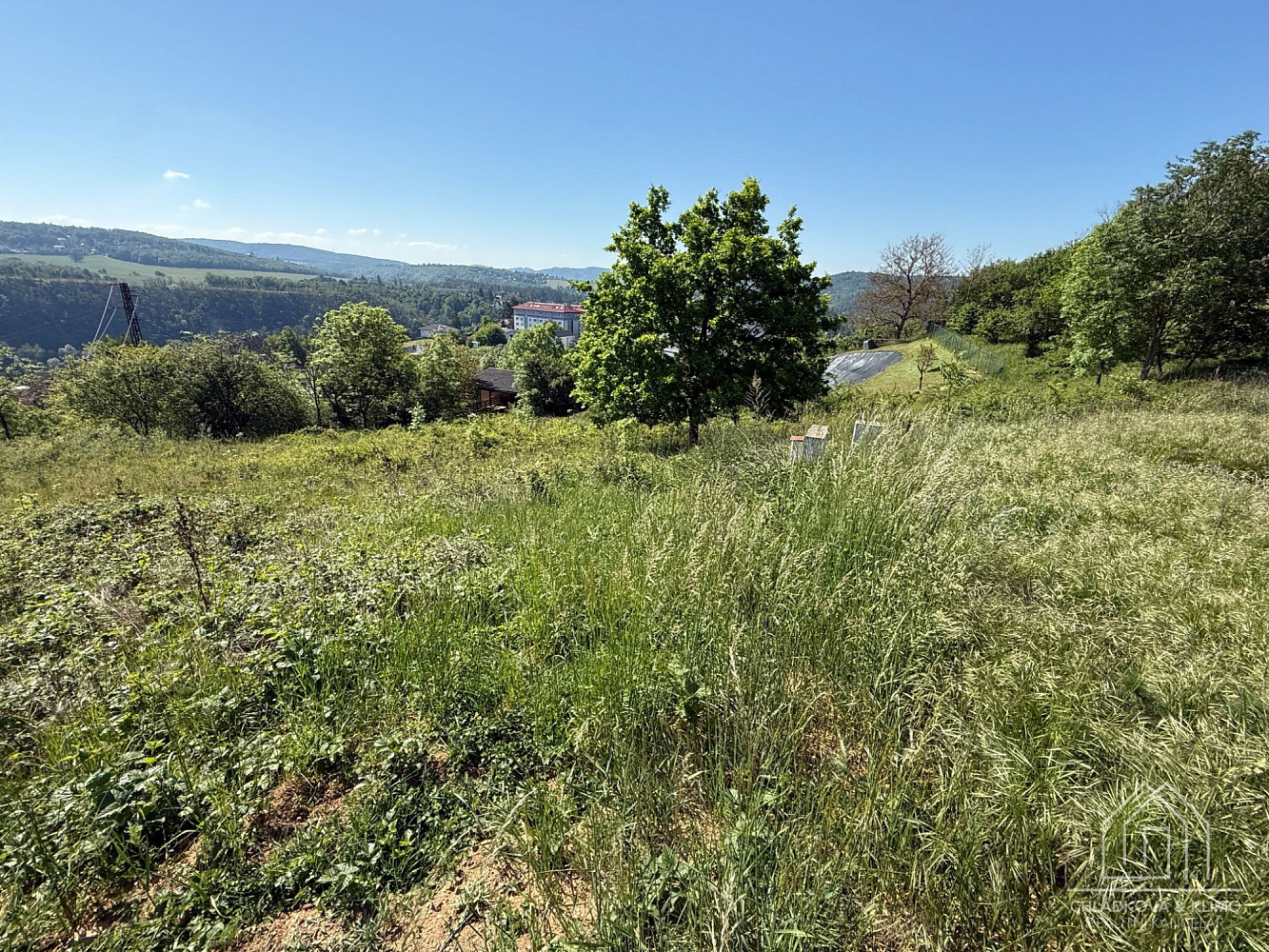 Prodej stavebního pozemku 1 770 m² — photo 2