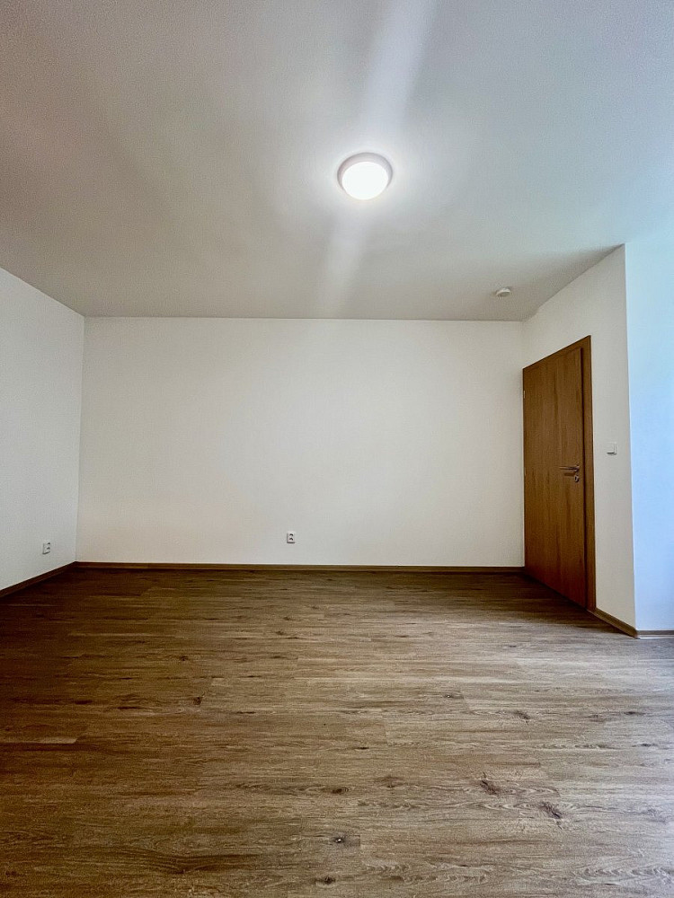 Pronájem bytu 1+kk 27 m² – fotografie 5