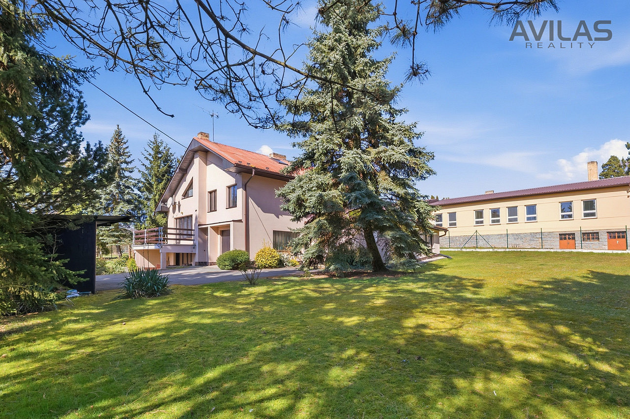 Prodej domu 235 m² s pozemkem 1 641 m² – fotografie 3