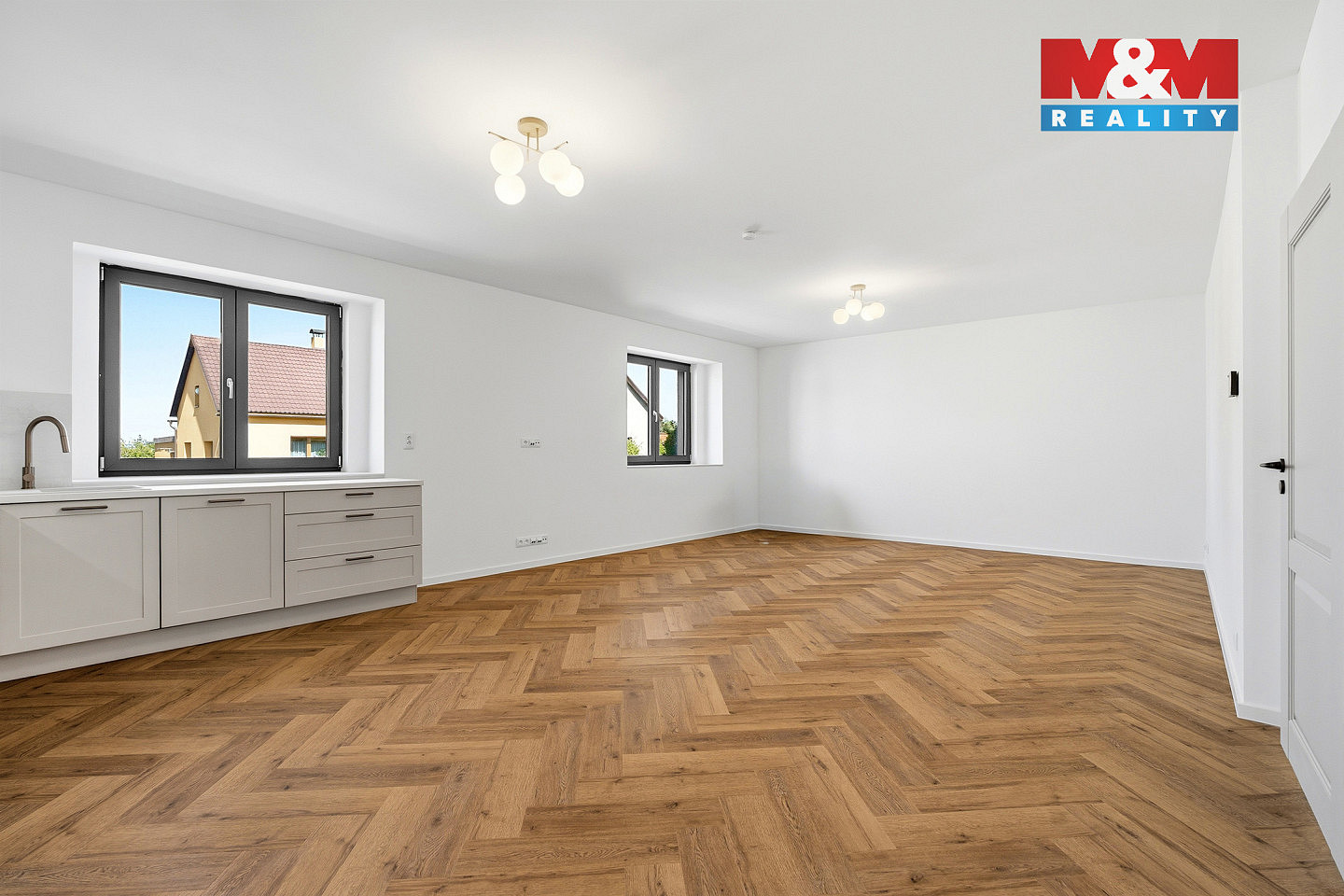 Prodej domu 103 m² s pozemkem 379 m² – fotografie 2