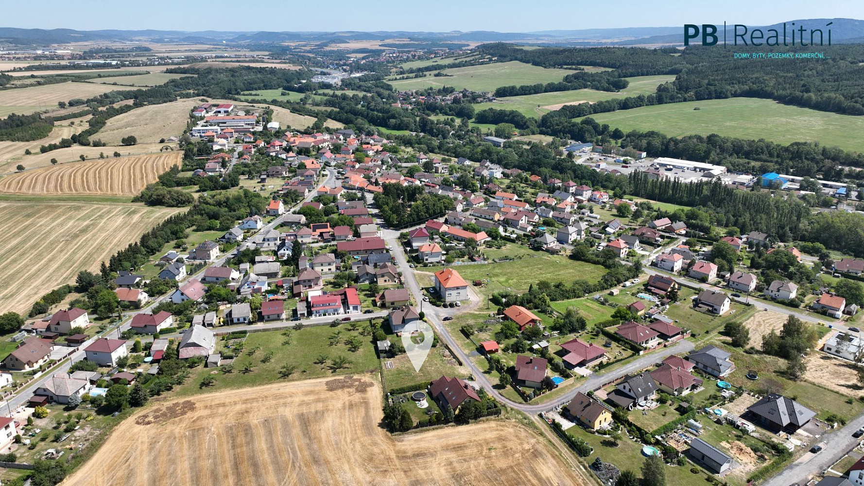 Prodej stavebního pozemku 860 m² – fotografie 3