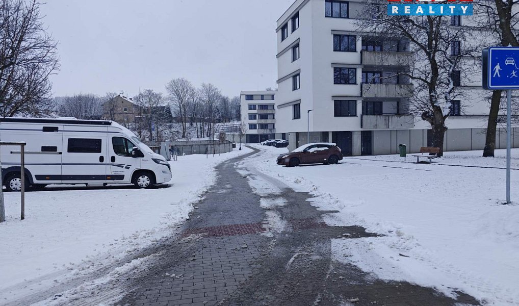 Prodej garážového stání, Libčice nad Vltavou, Pod Hliníkem, Libčice nad Vltavou – náhled fotky 3