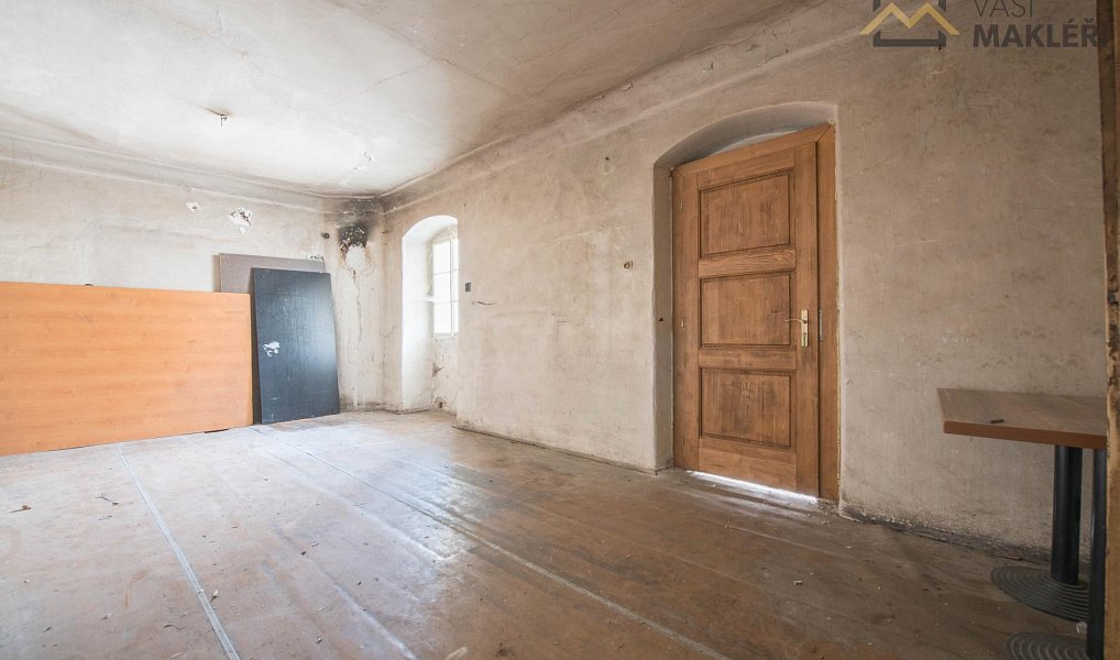 Prodej domu 525 m² s pozemkem 604 m², Ledeč nad Sázavou – náhled fotky 9